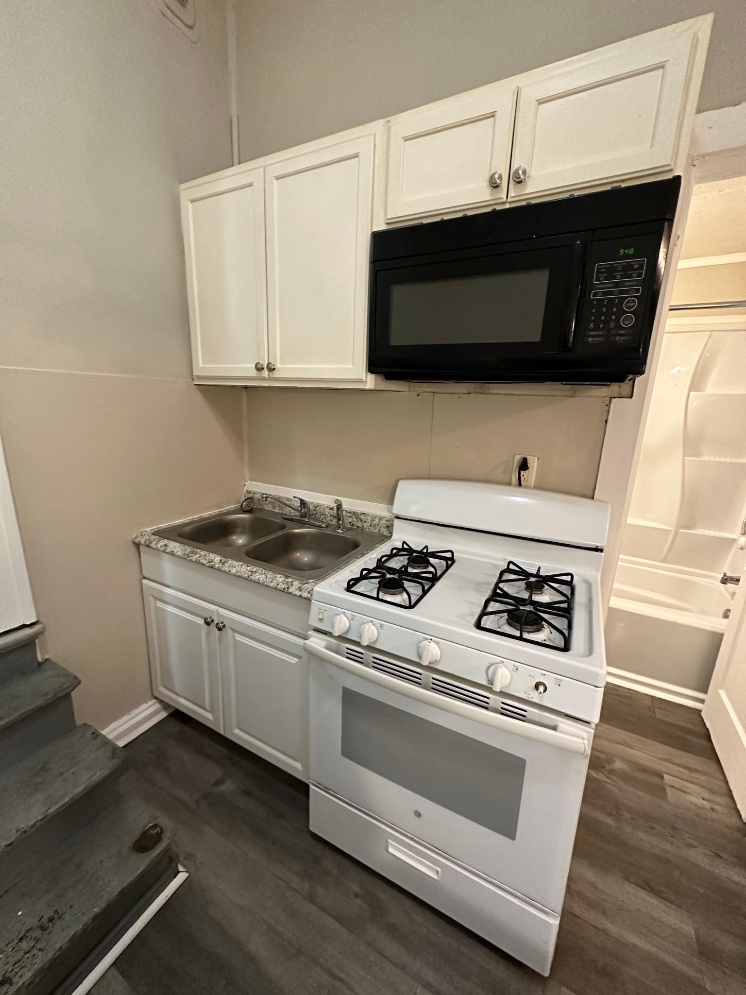 1638 Saint Paul Street - 8