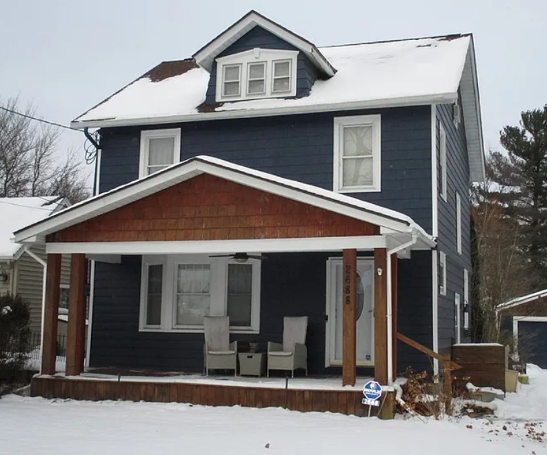 Property main image